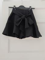 Zwart broekrokje van Zara, maat S met ceintuurband, Kleding | Dames, Rokken, Ophalen of Verzenden, Zo goed als nieuw, Maat 36 (S)