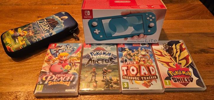 Nintendo Switch Lite + Games!, Spelcomputers en Games, Games | Nintendo Switch, Zo goed als nieuw, Avontuur en Actie, 1 speler