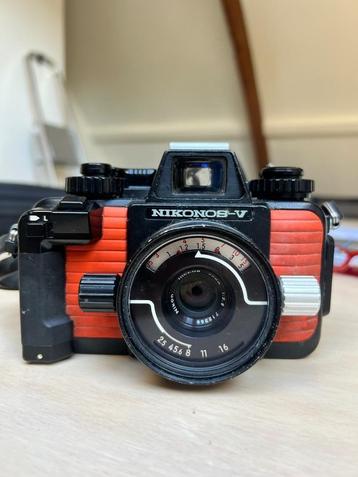 te koop Nikonos 5 onderwatercamera beschikbaar voor biedingen