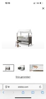 Stokke Home Bed Ledikant voor baby / peuter, Ophalen, 70 tot 85 cm, Zo goed als nieuw, Lattenbodem