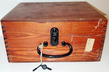 Sextant Kist C. Plath Hamburg + gereedschap Kon. Marine NL beschikbaar voor biedingen