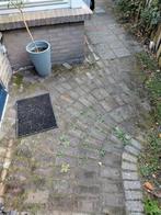Gratis tegels en sierbestrating, Tuin en Terras, Tegels en Klinkers, Ophalen, Zo goed als nieuw, Beton, Klinkers