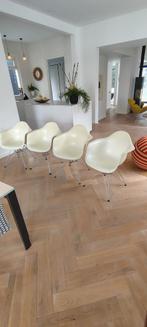 Vitra Eames DAR kuipstoel met armleuning, 4 stuks., Ophalen, Gebruikt