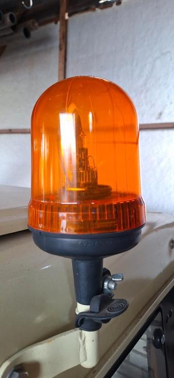 *ZWAAILAMP* TRACTOR AGRARISCH TRUCK LAMPEN LICHT hella beschikbaar voor biedingen