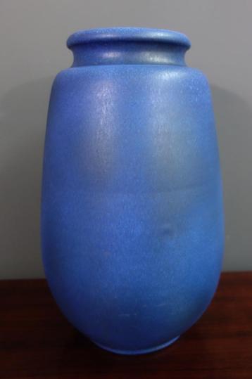 grote blauwe bolle VAAS zware vaas VINTAGE vintage beschikbaar voor biedingen