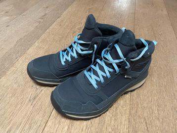 Quechua dames wandelschoen waterproof maat 41 (valt klein) beschikbaar voor biedingen