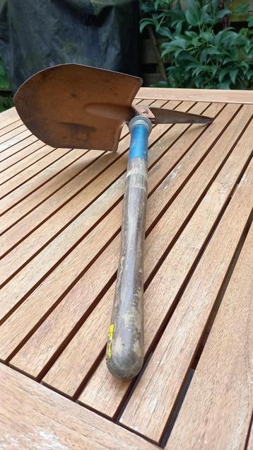 militaire Klapspade ( ca jaren ’60/ origineel Bundeswehr) beschikbaar voor biedingen