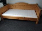Houten peuterbed 70 x 150 cm , ook te gebruiken als bankje, Ophalen, Gebruikt
