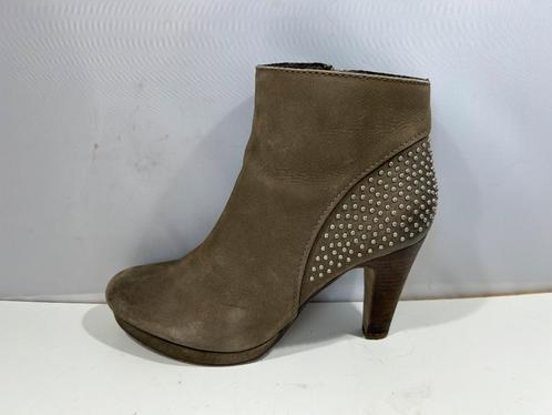 SPM, maat 38, mooi versierde laarsjes in het groen., Kleding | Dames, Schoenen, Zo goed als nieuw, Lage of Enkellaarzen, Groen
