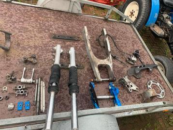 Heel veel Honda Transalp XL600v onderdelen beschikbaar voor biedingen