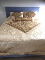 Luxe handgemaakte Bedsprei 160 bij 200 Hand geborduurd., Overige kleuren, Overige typen, Ophalen of Verzenden, Nieuw