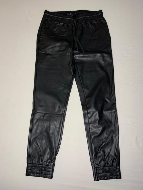 zwarte Leatherlook tregging M *~~nieuw~~*, Kleding | Dames, Broeken en Pantalons, Nieuw, Maat 38/40 (M), Zwart, Verzenden