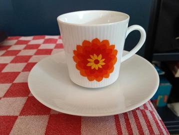 Vintage Winterling Bavaria Kop en Schotel beschikbaar voor biedingen