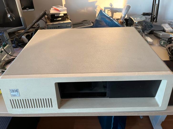 IBM PC 5150 kast en Moederbord  met MOSTEK 16KB - 64KB mem, Computers en Software, Vintage Computers, Ophalen of Verzenden