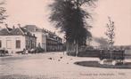 Tiel - Veemarkt met Julianalinde handkar en venter(erg oud), Verzamelen, Ansichtkaarten | Nederland, Ophalen of Verzenden, Voor 1920