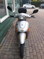 Piaggio liberty geele kenteken, Fietsen en Brommers, Scooters | Piaggio, Ophalen of Verzenden, Gebruikt, Benzine, Overige modellen