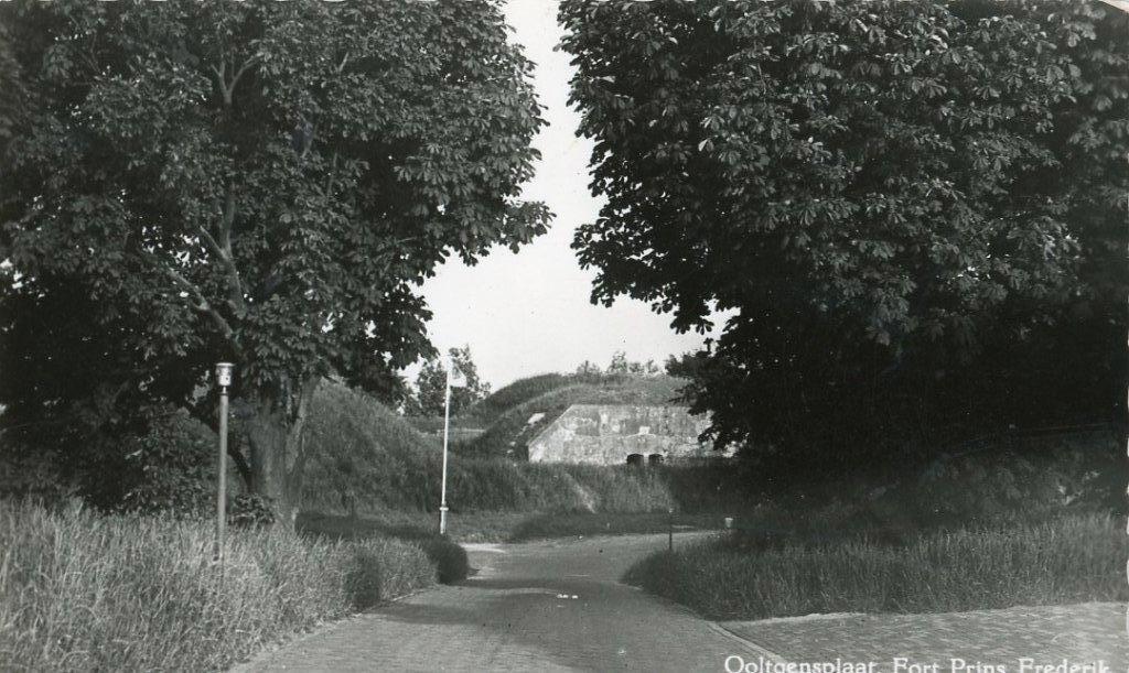 Ooltgensplaat Ansichtkaart, Verzenden