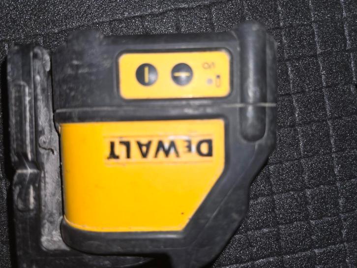 DeWalt DW088CG Lijnlaser - Gebruikt, Doe-het-zelf en Verbouw, Meetapparatuur, Gebruikt, Licht, Ophalen of Verzenden