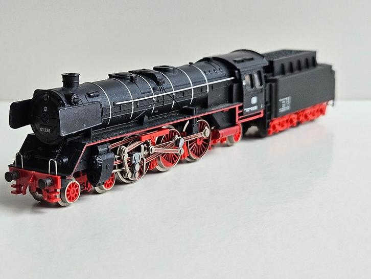 N-spoor, Minitrix 51 2076 00,stoomlocomotief BR 01, Hobby en Vrije tijd, Modeltreinen | N-Spoor, Zo goed als nieuw, Locomotief