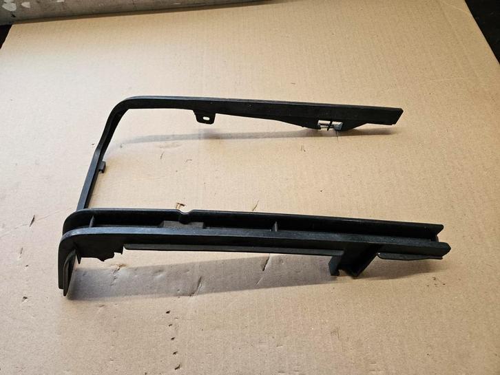 Vw Jetta1 Jetta Mk1 grill hoekje bijrijderskant, Auto-onderdelen, Verlichting, Volkswagen, Gebruikt, Ophalen of Verzenden