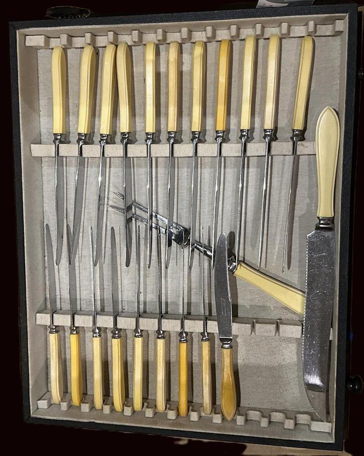 Gero besteklade diverse messen en vleesmes en vork 22-delig, Antiek en Kunst, Antiek | Bestek, Ophalen
