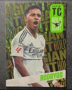 Panini Top Class 2025    HOLO GIANT   RODRYGO   REAL MADRID, Hobby en Vrije tijd, Stickers en Plaatjes, Ophalen of Verzenden, Zo goed als nieuw
