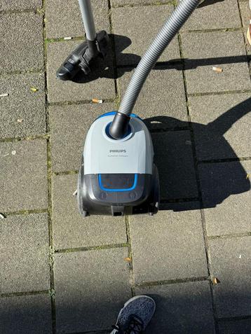 Philips Stofzuiger - Compact Model beschikbaar voor biedingen