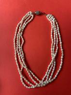 Vier strengen echte parelketting vintage, Sieraden, Tassen en Uiterlijk, Kettingen, Ophalen of Verzenden, Zo goed als nieuw, Overige materialen