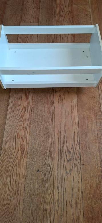 Poppenbedje/wiegje beschikbaar voor biedingen