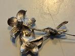 broche,zilver met 2 bloemen,met witte stenen, 4 tot 7 cm, Gebruikt, Ophalen of Verzenden, Met edelsteen