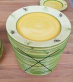 D172 Borden, Zeller keramiek Bijenland, zgan, Keramiek, Ophalen of Verzenden, Zo goed als nieuw, Bord(en)