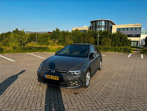 Volkswagen 8 GTE | pano | iq lights| dodenhoek|keyless entry, Auto's, Volkswagen, Particulier, Golf, Achteruitrijcamera, Adaptieve lichten