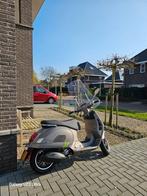 Vespa GTS HPE 300, Ophalen, Zo goed als nieuw, Benzine, Vespa