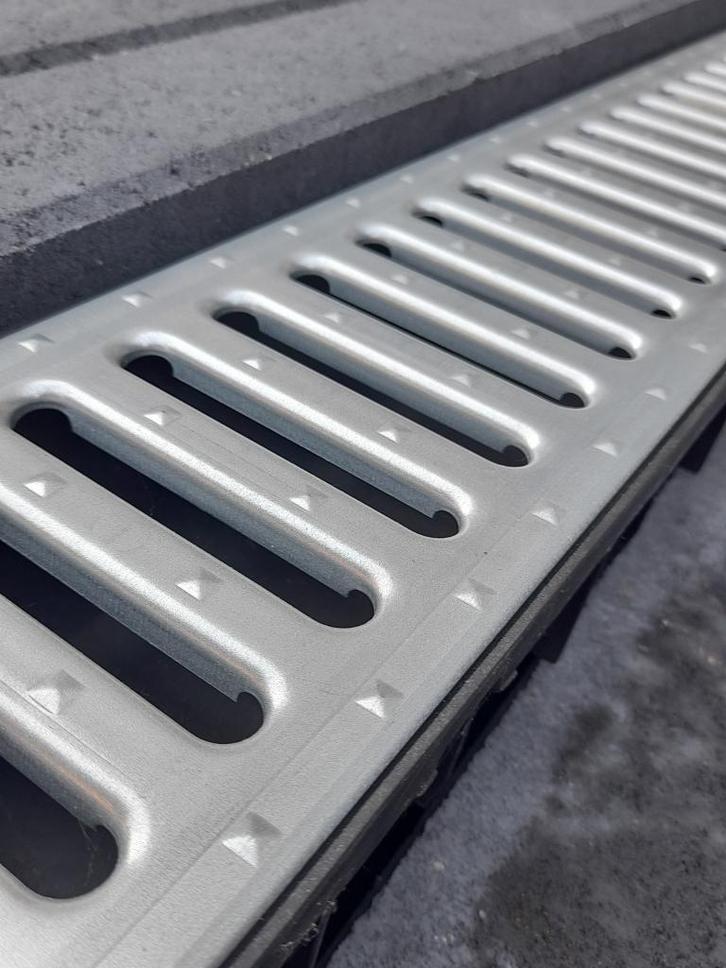 Afvoergoot / lijngoot (*), Tuin en Terras, Tegels en Klinkers, Nieuw, Ophalen of Verzenden