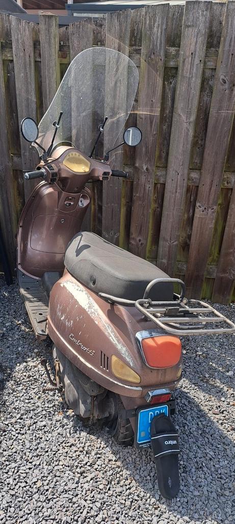 Znen 50cc retro LX, Fietsen en Brommers, Snorfietsen en Snorscooters, Gebruikt, Overige merken, Ophalen