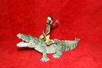 Schleich 70444 Kenjok met krokodil, Verzamelen, Dierenverzamelingen, Ophalen of Verzenden, Zo goed als nieuw, Wild dier, Beeldje of Figuurtje