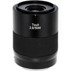 GEZOCHT: Zeiss Touit 50mm f/2.8 macro Fujifilm X-Mount, Ophalen, Zo goed als nieuw, Macrolens
