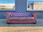 Ruime Chesterfield bank oxblood rood GRATIS BEZORGD, Huis en Inrichting, Banken | Voetenbanken en Poefen, Gebruikt, 125 cm of meer
