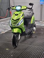 Piaggio zip 50cc, Fietsen en Brommers, Scooters | Piaggio, Maximaal 45 km/u, Zip, Ophalen of Verzenden, Zo goed als nieuw