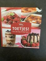 Mona Toetjes! Kookboek - Nieuwstaat, Boeken, Ophalen of Verzenden, Nieuw, Nederland en België, Taart, Gebak en Desserts