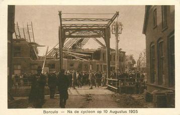 (701-088-031) Borculo Na de Cycloon beschikbaar voor biedingen