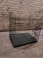 Te koop,Hond bench, L-62cm,B-46cm,zijkant-48cm h-55cm, Dieren en Toebehoren, Ophalen