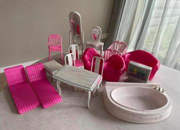 Barbie meubels beschikbaar voor biedingen