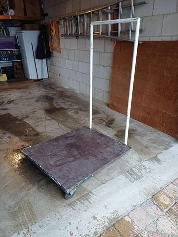 Kar aangeboden beschikbaar voor biedingen