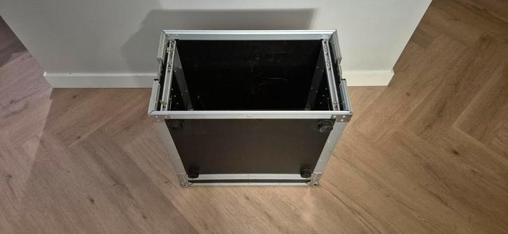 19 inch HE Rack Flightcase, Muziek en Instrumenten, Behuizingen en Koffers, Gebruikt, Overige instrumenten, Flightcase, Ophalen