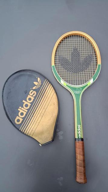 Vintage Adidas Biarritz houten Tennisracket beschikbaar voor biedingen