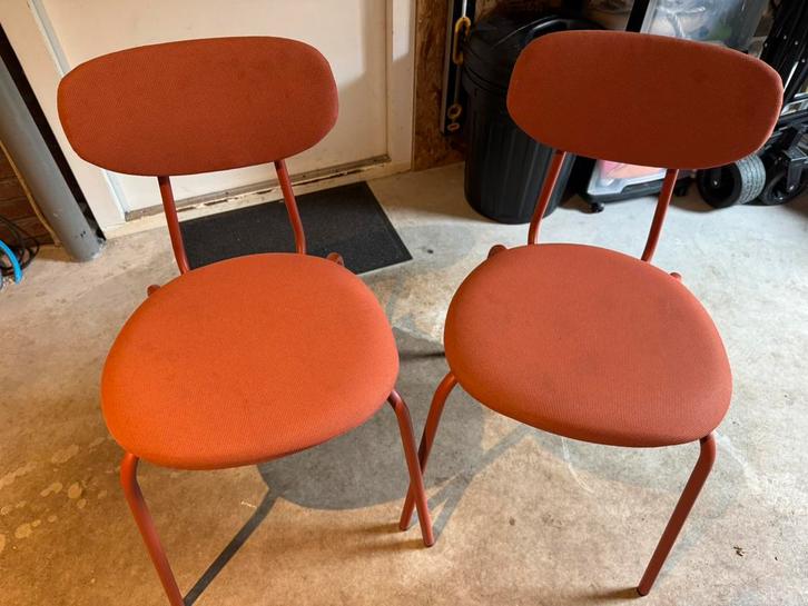 Twee IKEA eetkamerstoelen ideaal voor (studenten)kamer, Huis en Inrichting, Stoelen, Zo goed als nieuw, Twee, Stof, Overige kleuren