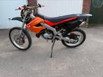 Derbi black edition, Fietsen en Brommers, Brommers | Derbi, 6 versnellingen, Derbi, Maximaal 45 km/u, Derbi