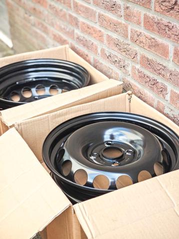 4x nieuwe Alcar 5770 velgen 14 inch – 4x100 ET35 – zwart beschikbaar voor biedingen