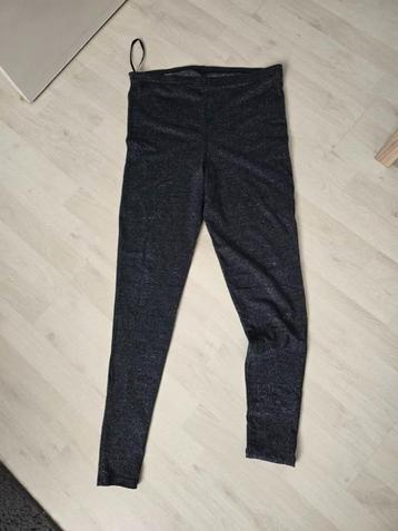 zwarte legging maat XL  (z11) beschikbaar voor biedingen